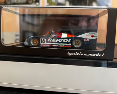 Spark Porsche 962 C N°8 24h Du Mans 1990 – Miniature 1/43 En Kit Starter