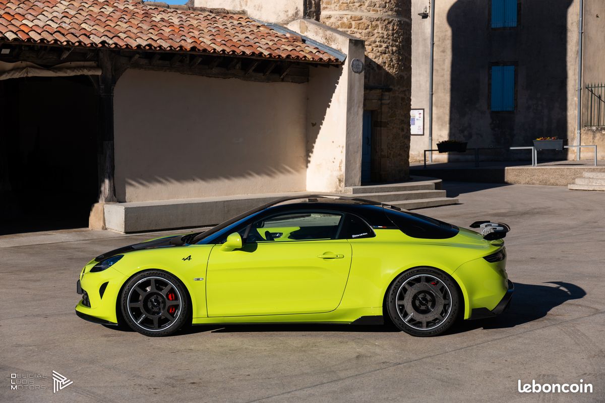 ALPINE A110 R 1.8T 300 cv Française/ VERT TILLEUL/ TVA DISPO / CERAMIQUE / GTIE 03/2028 (image 1)