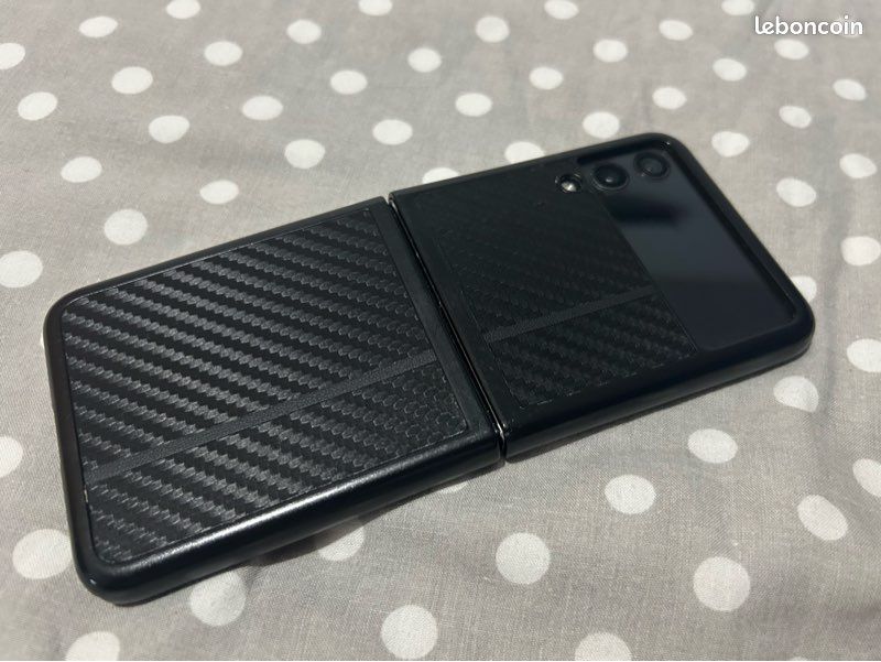 Samsung Galaxy Z Flip 3 5G (image 2)