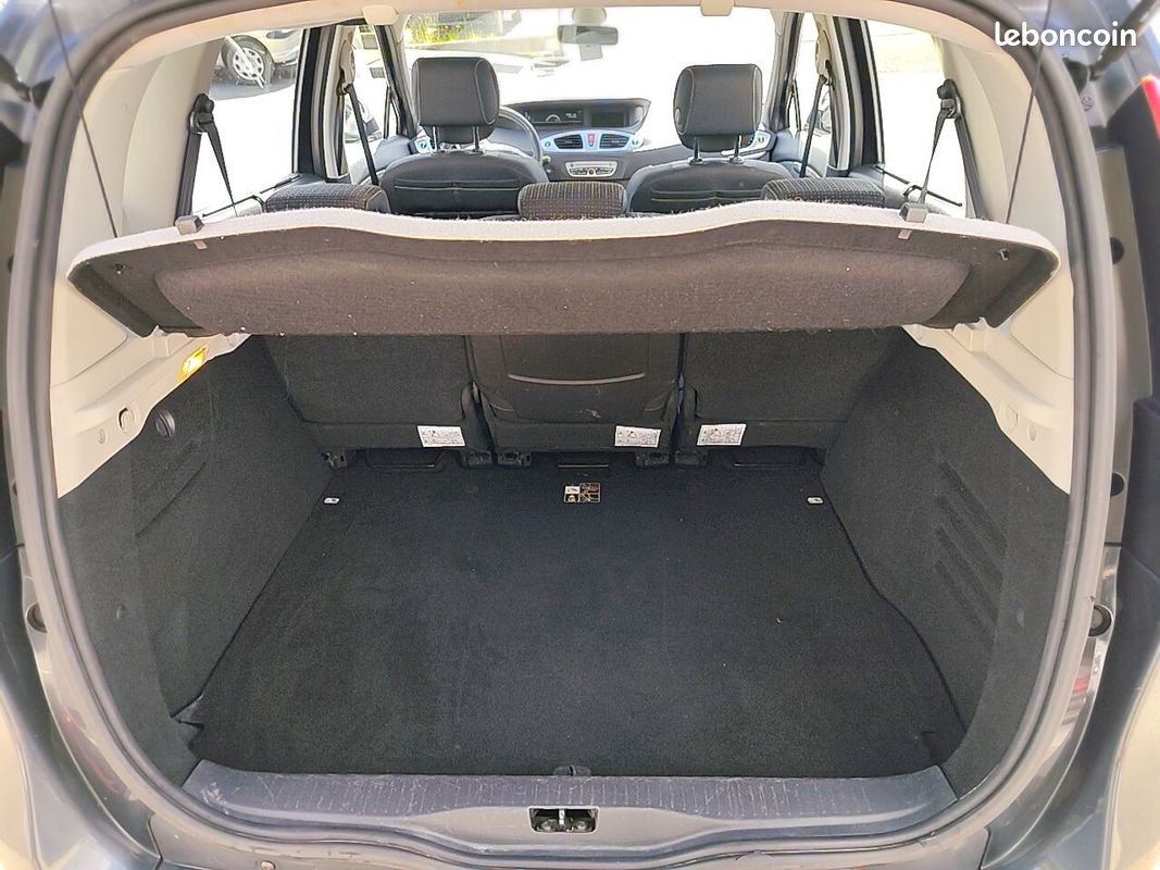 Renault SCENIC III DCI 110 FAP ECO2 DYNAMIQUE EURO 5 EDC ✅️ Révisé / Boite Automatique / Freins Avant et Arrière neufs / 4 pneus neufs / Garantie✅️ (image 12)