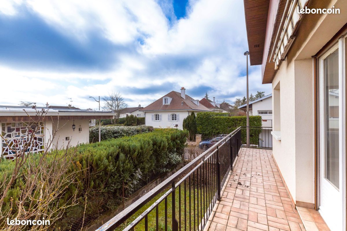 Maison 5 pièces 121 m² · à Fontaine-lès-Dijon · 121 m² · 385 000 €