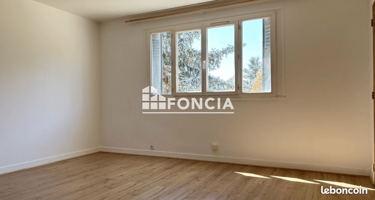 Appartement 2 pièces 47 m² · à Plaisir · 47 m² · 900 €