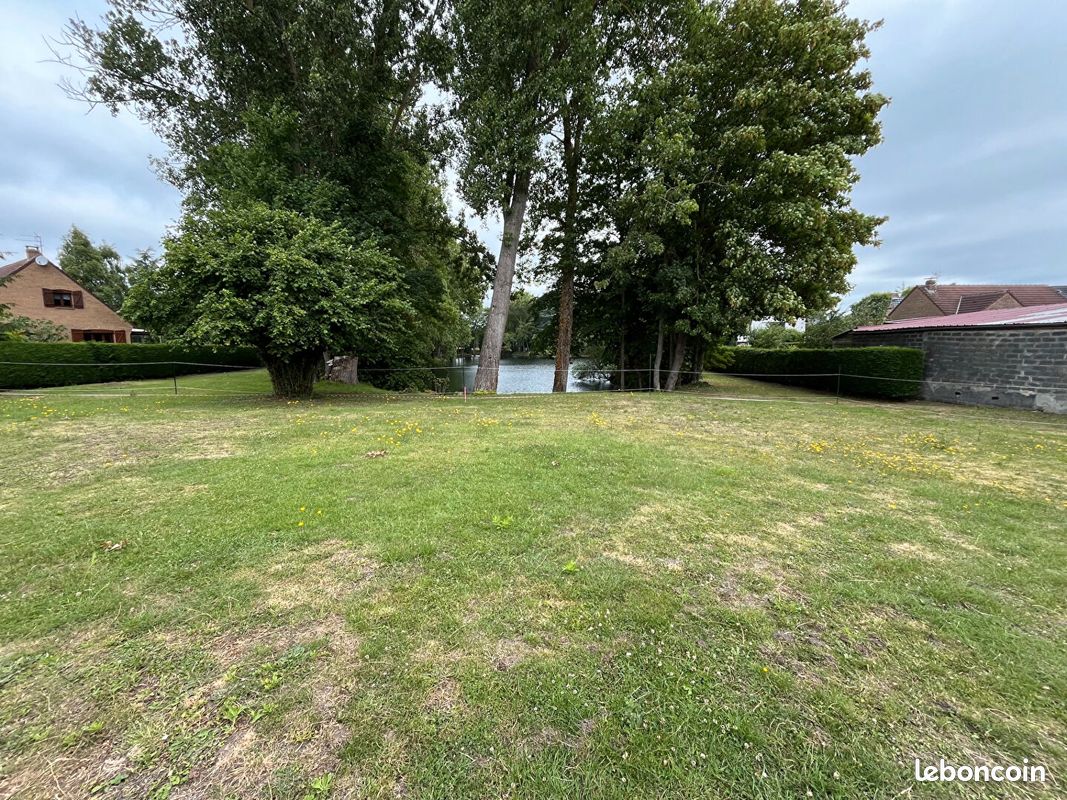 Terrain 703 m² · à Mérignies · 703 m² · 199 000 €