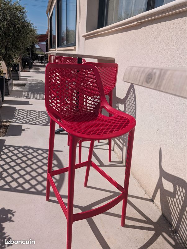 Table haute et chaises (image 2)