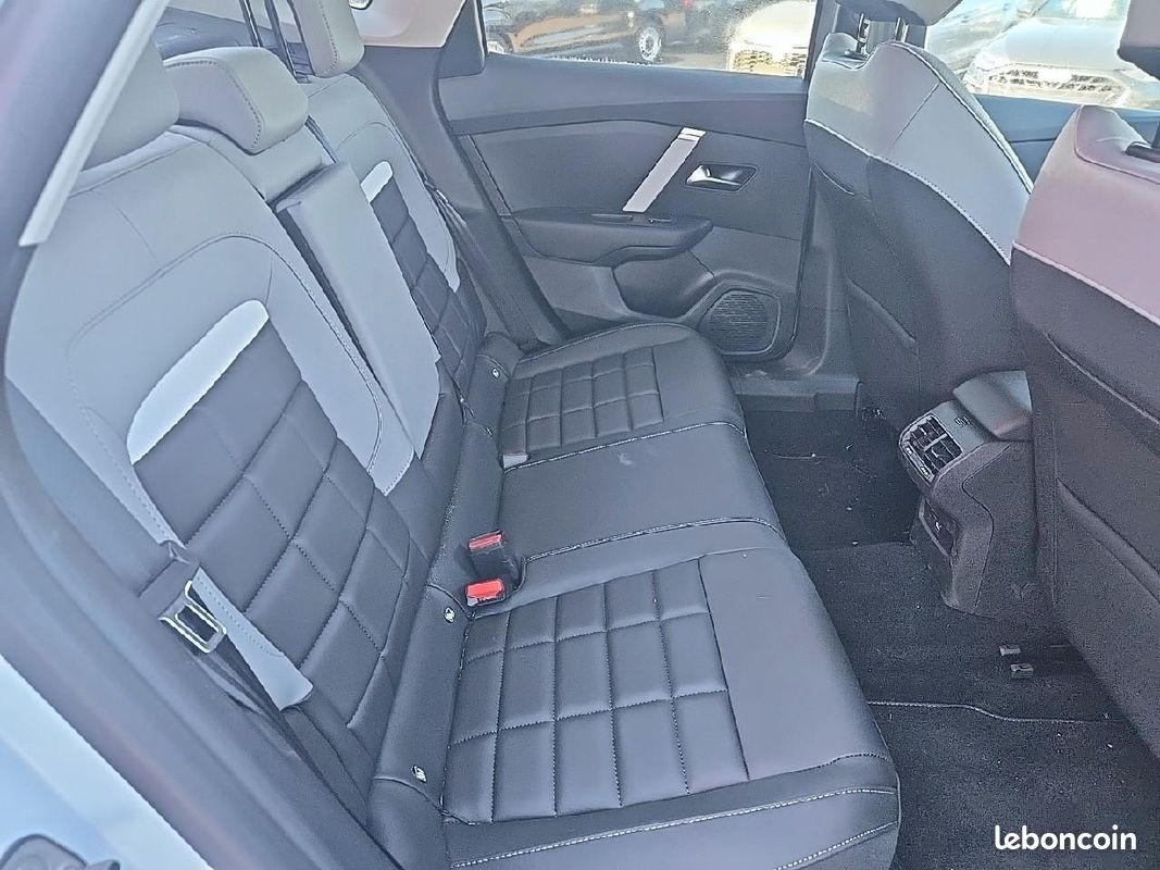 CITROëN C4 X 1.2 hybride 145 max e-dcs6 (image 30)