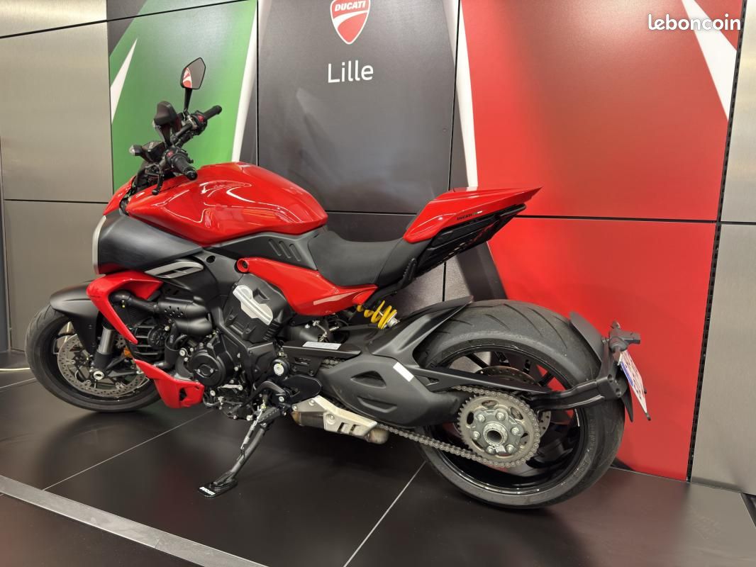 Ducati DIAVEL V4 1158 cm3 (image 10)