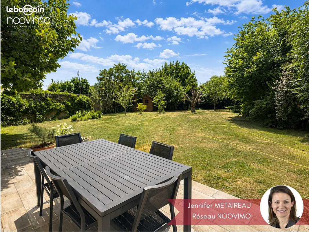 Maison 5 pièces 140 m² · à Saint-Fiacre-sur-Maine · 140 m² · 374 760 €