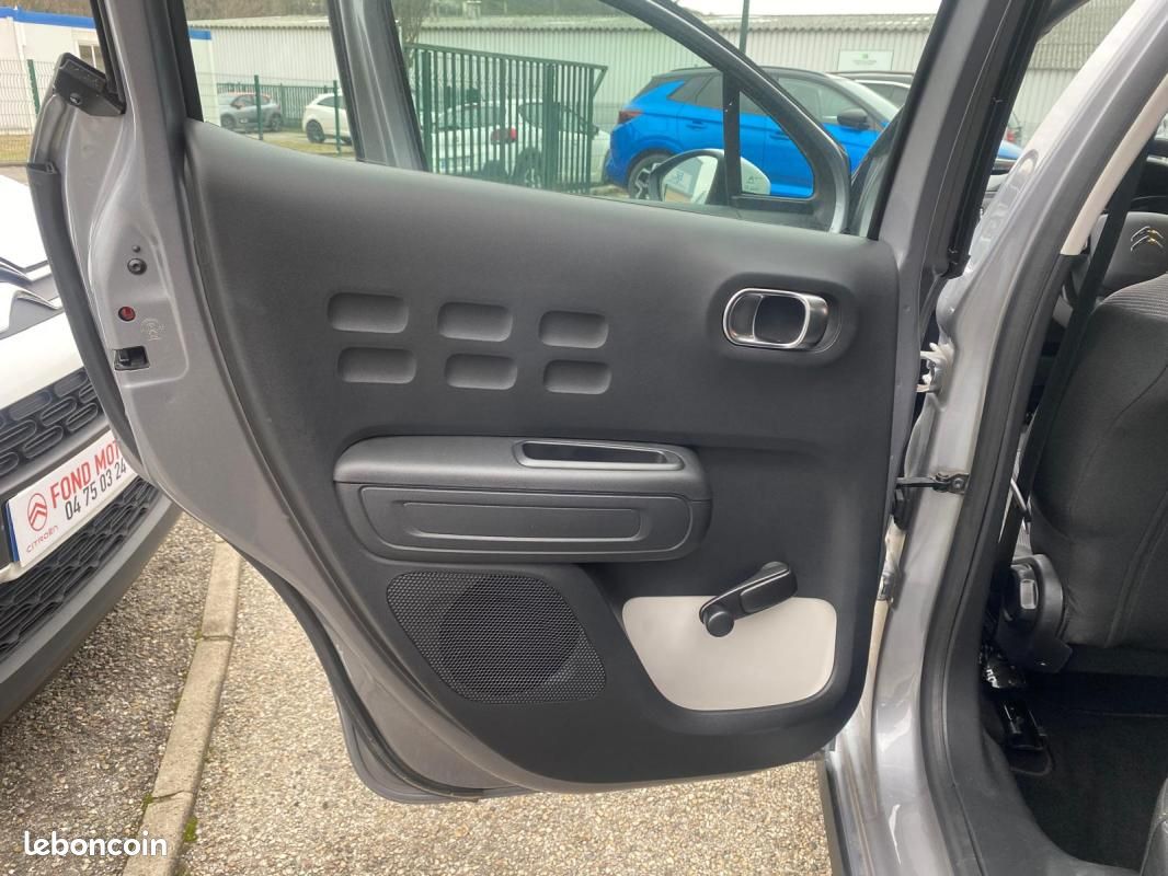 Citroën C3 III 1.2 PureTech 83ch S&S YOU (image 7)