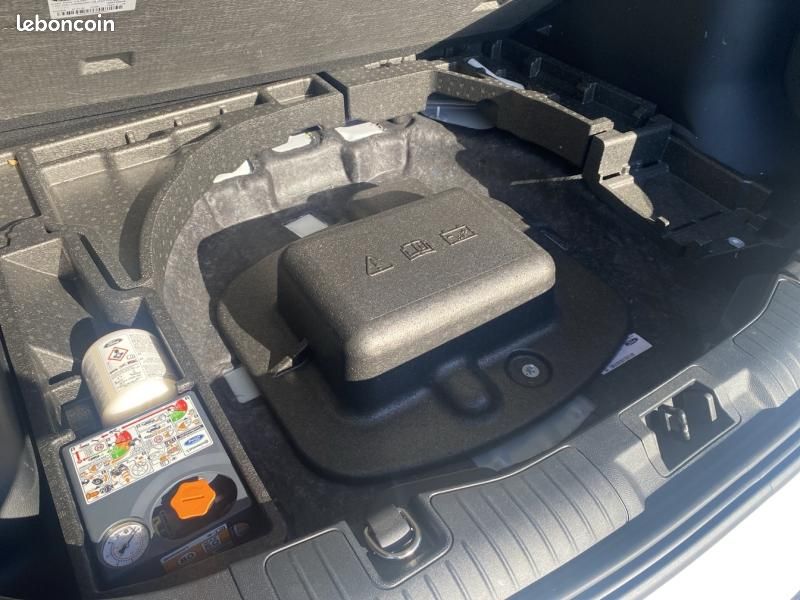 Ford Kuga 2.5 Duratec 190ch FHEV E85 Titanium BVA (image 28)