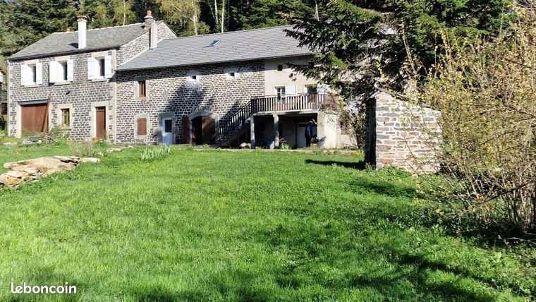 Maison 5 pièces 220 m²