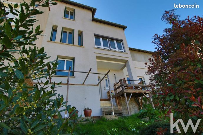 Maison 7 pièces 142 m²
