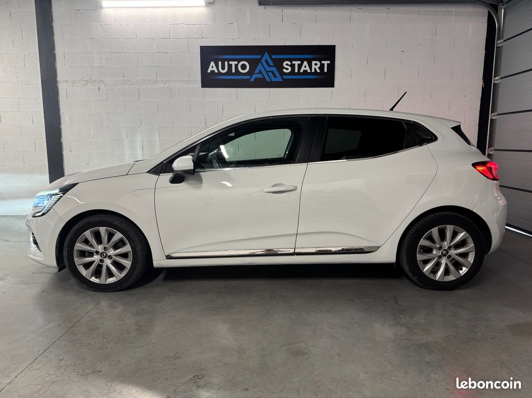 Renault CLIO V Intens 1.3 TCe 130ch CARPLAY / SUIVI COMPLET RENAULT / CAMERA / RADAR AV & AR / CLIM AUTO (image 6)