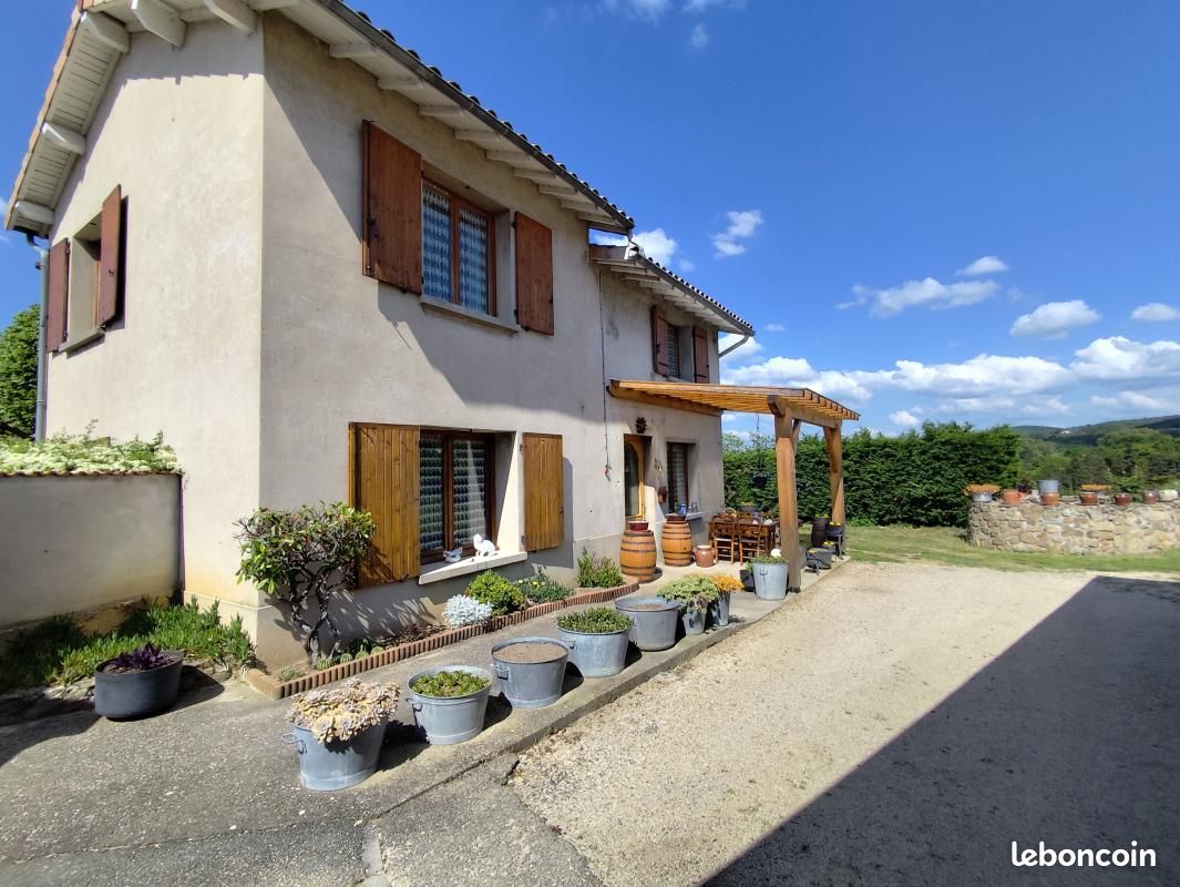 Maison 6 pièces 97 m² · à Laveyron · 97 m² · 290 000 €