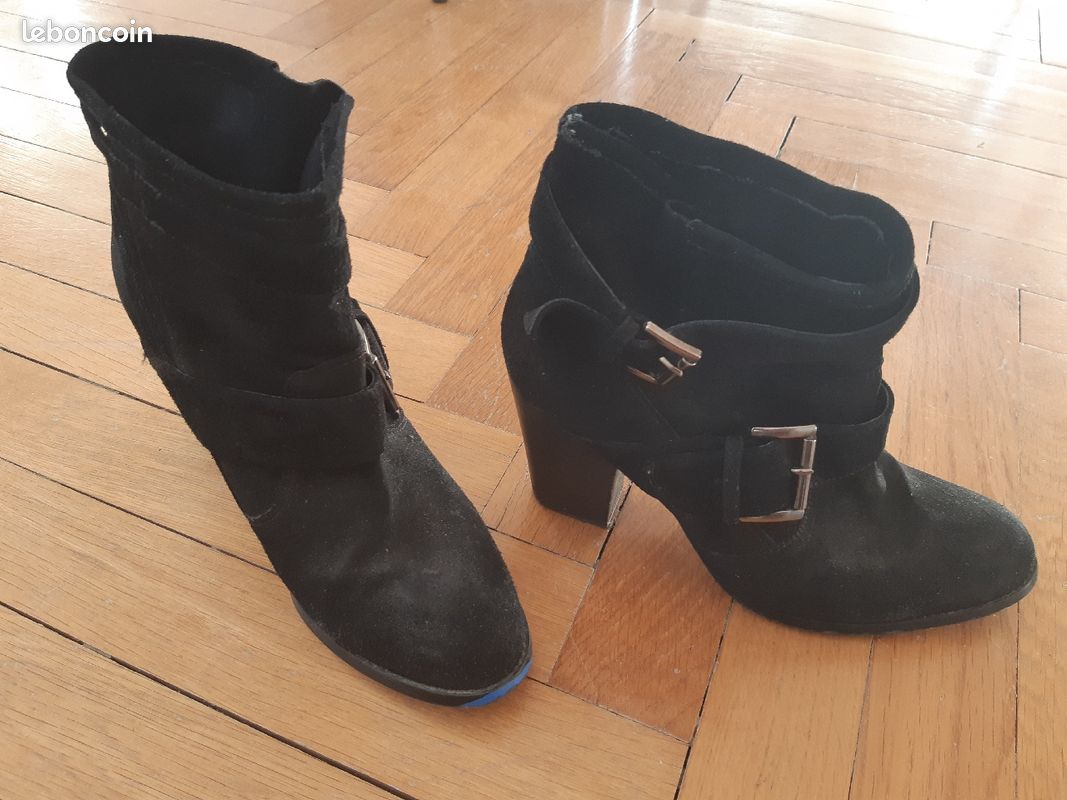 Bottines noires à talons (image 2)