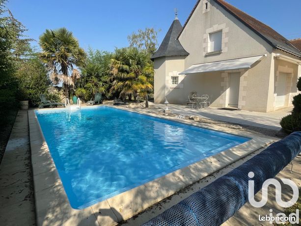 Maison 8 pièces 273 m²