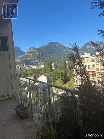 Appartement 2 pièces 61 m² — 17