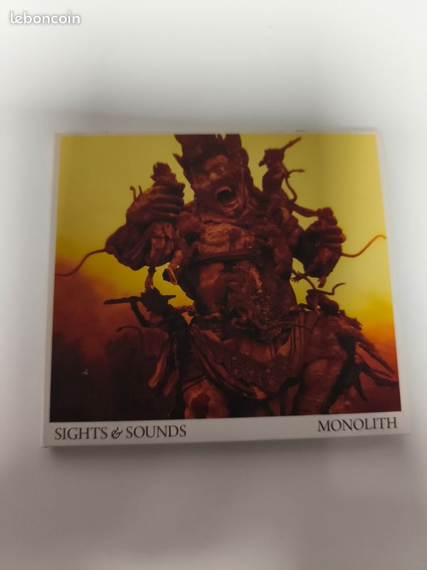 Monolith sights & sounds (image 1)