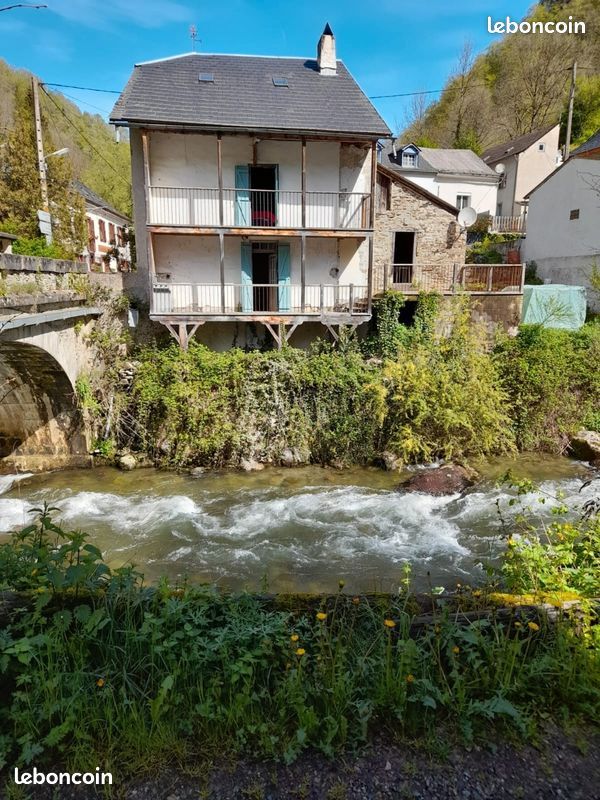 Maison 5 pièces 156 m² · à Ustou · 156 m² · 145 800 €
