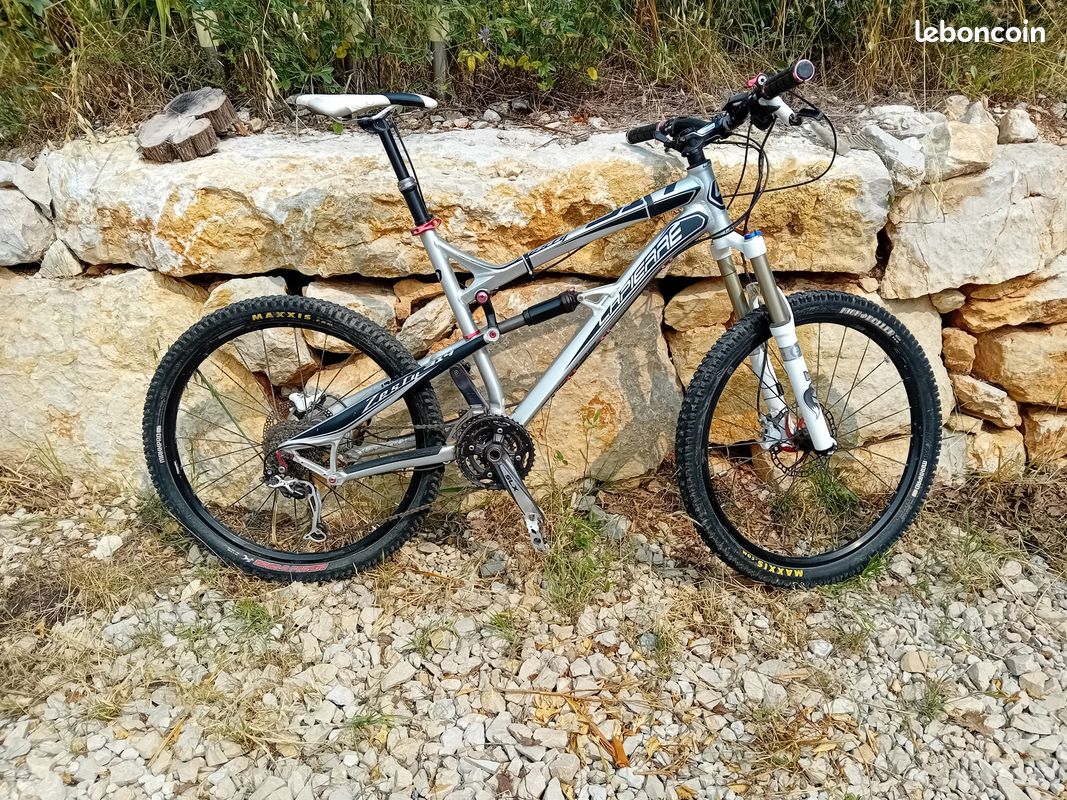 Lapierre Zesty 314 2010 VTT Lapierre Zesty 314 2010 Taille 50 L Vélos