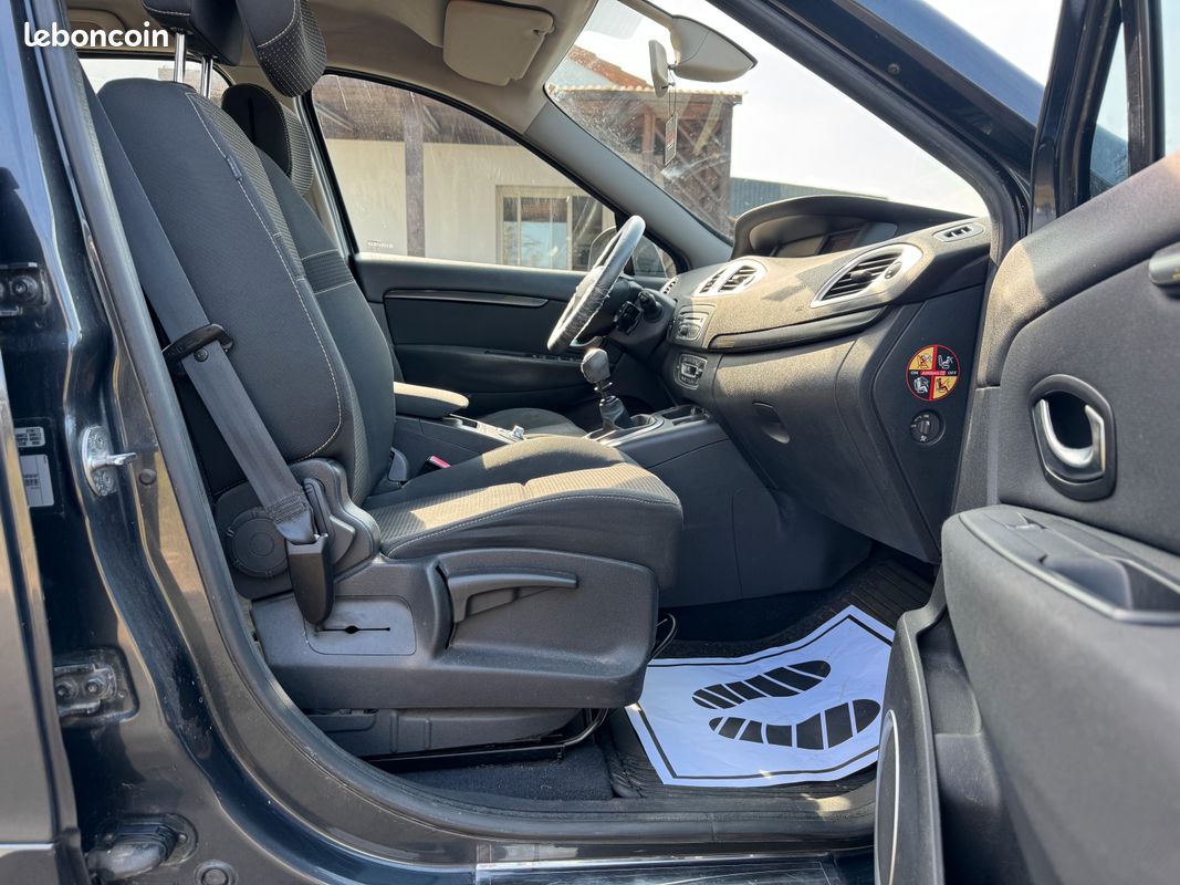 RENAULT Scénic III 1.9 dCi 130cv Dynamic, Garantie 6 mois (image 3)