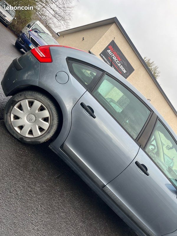 Citroën c4 1.6 hdi 1ere main (image 4)