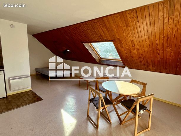 Studio 1 pièce 26 m²