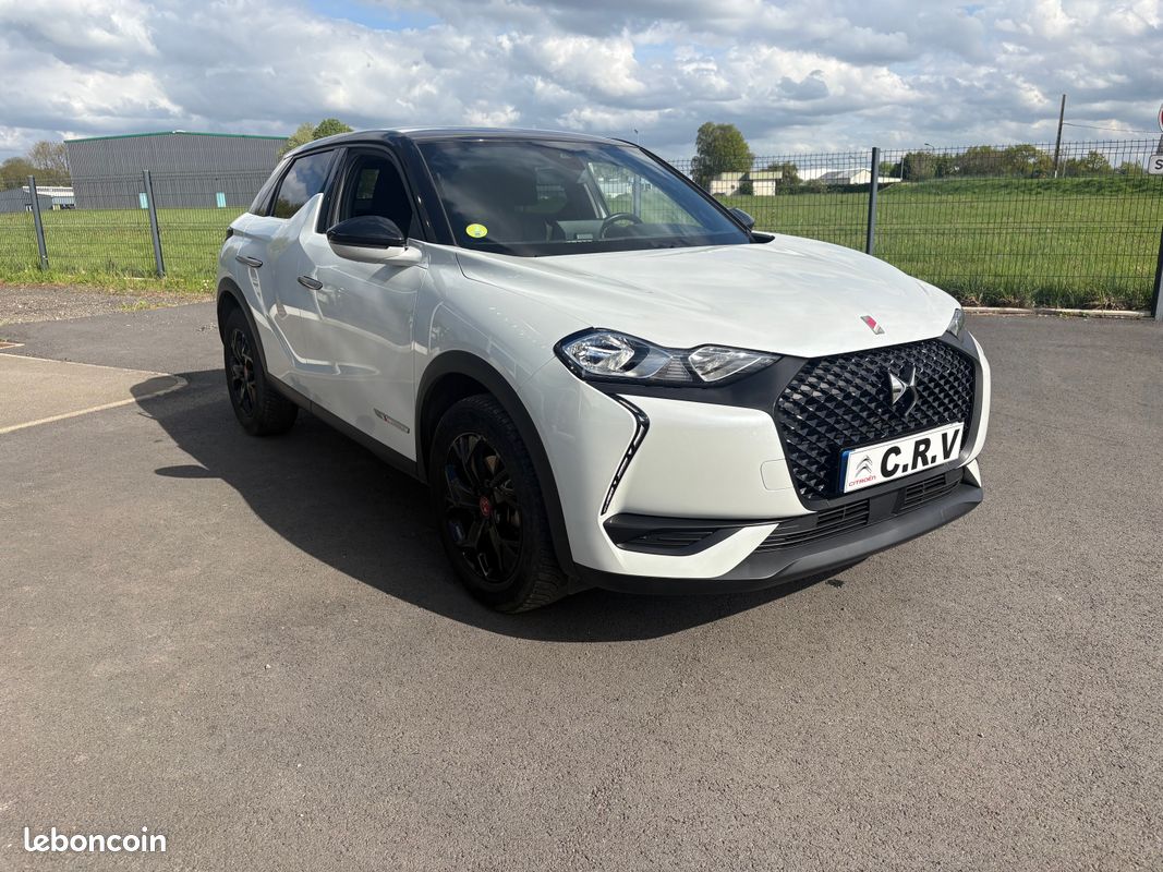 Ds3 crossback 1.5 bhdi 130 performance line eat 8 (image 1)