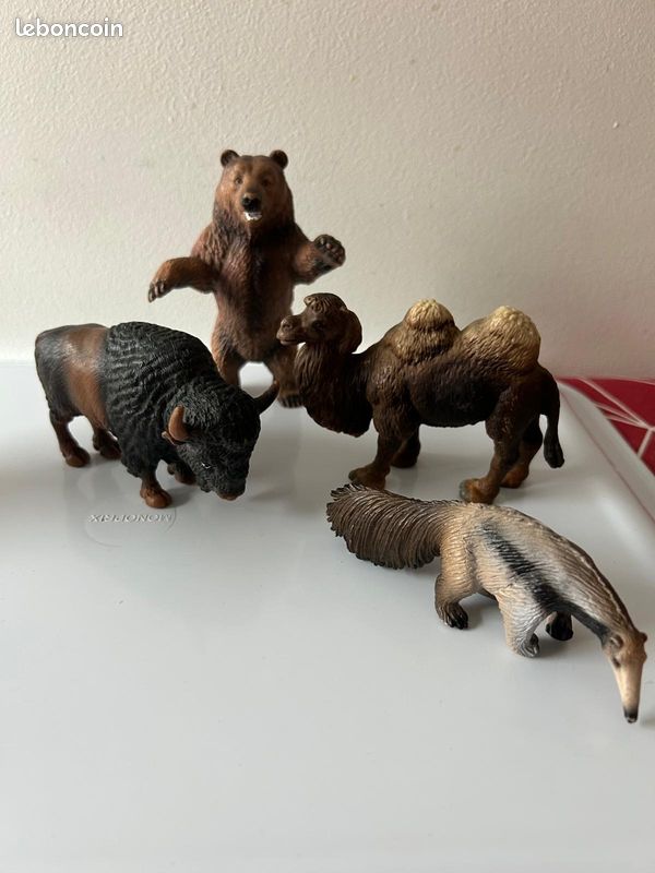 Figurine animaux sauvages et ferme SCHLEICH (image 1)