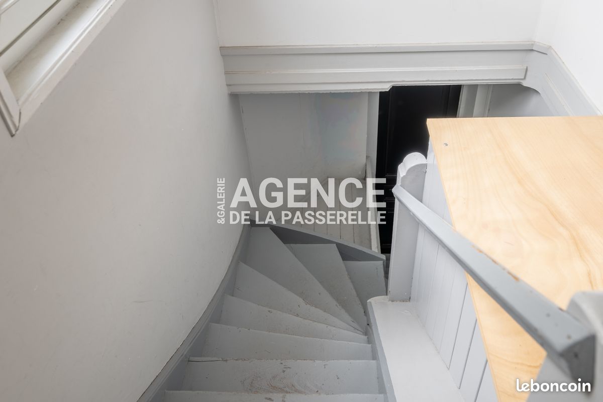 Appartement 7 pièces 159 m² (image 7)