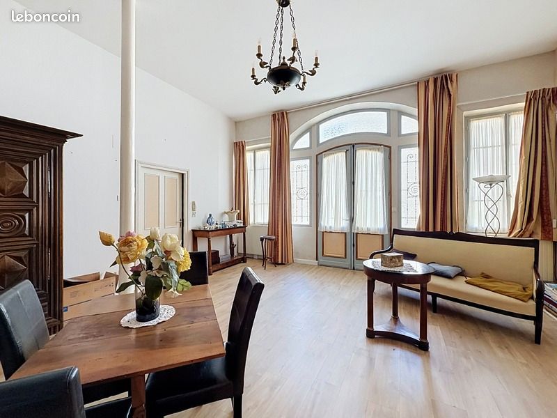 Appartement 3 pièces 97 m² · à Parthenay · 97 m² · 154 000 €