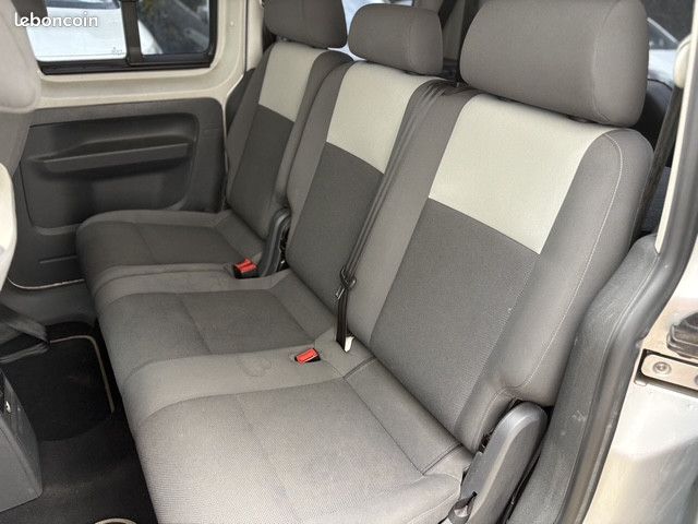 Volkswagen CADDY 1.6 TDI 75CH FAP TRENDLINE (image 8)