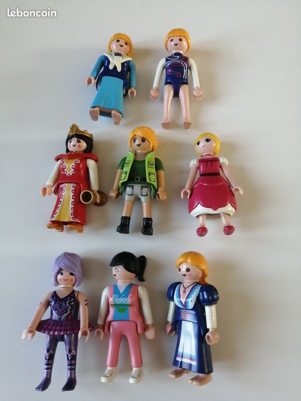 Figurines femme playmobil (image 1)