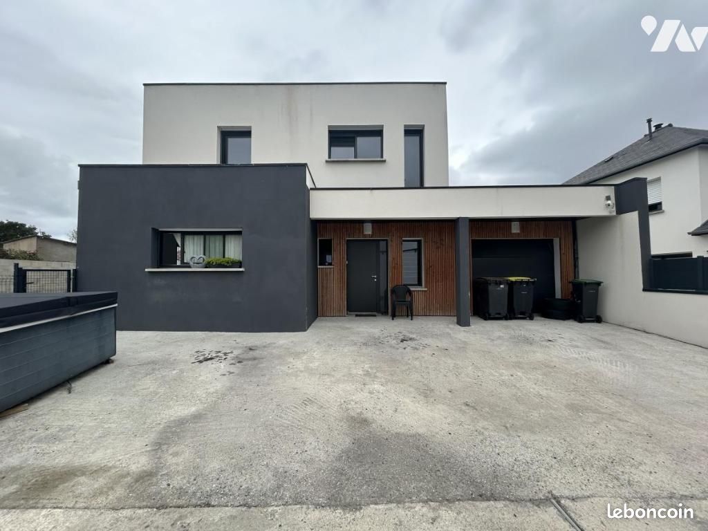 Maison 7 pièces 157 m² · à Yffiniac · 157 m² · 371 000 €