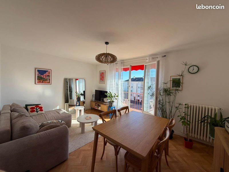 Appartement 4 pièces 73 m² · à Saumur · 73 m² · 900 €