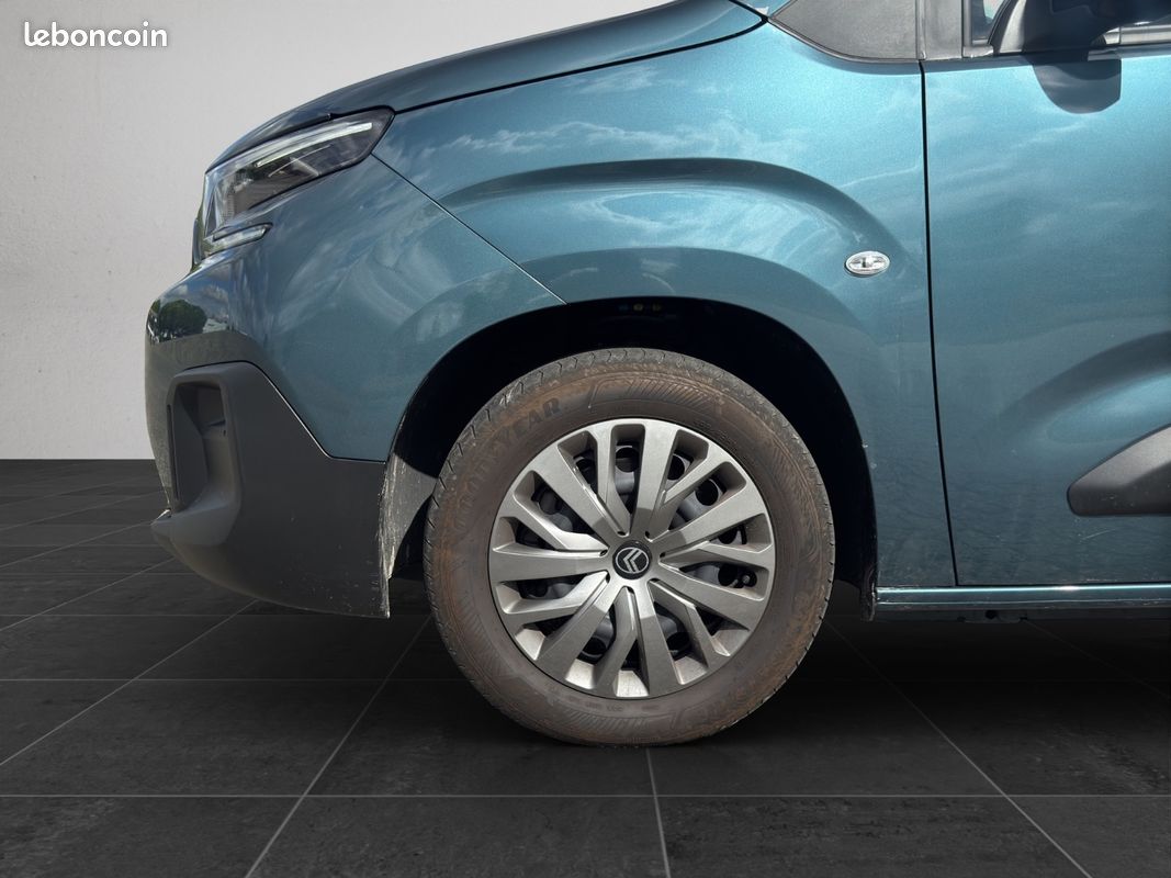 Citroen berlingo taille xl blue hdi 130ch eat8 shine 7pl (image 22)