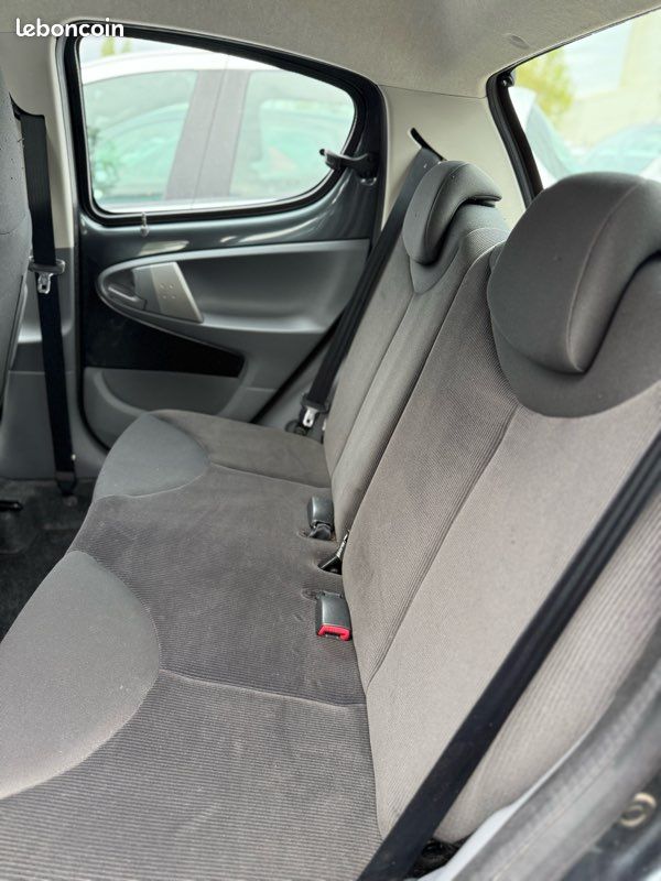 CITROËN C1 1,0 i 12 V AIRDREAM PACK (image 4)