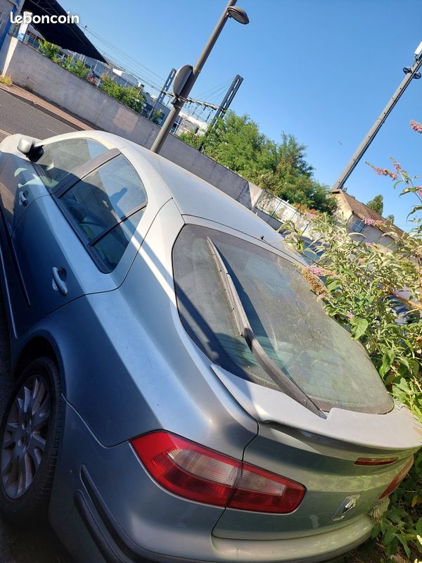 RENAULT LAGUNA II 2.2 dCi 150 ch Diesel (2001->2006) bas (image 5)