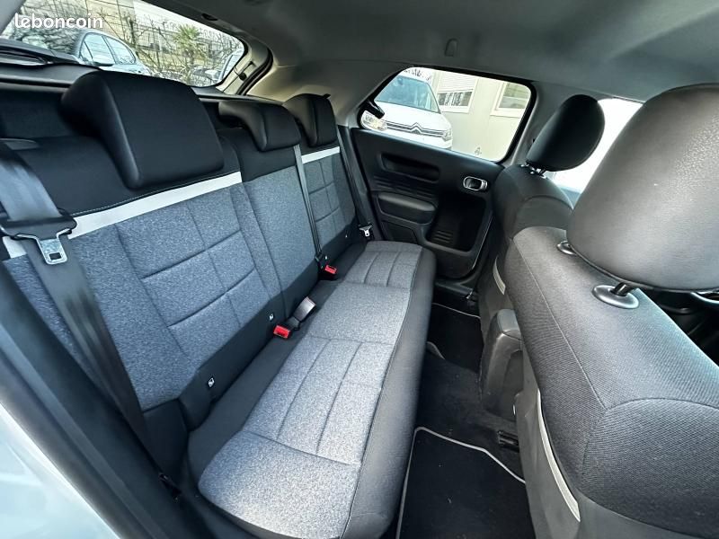 Citroen C4 Cactus PureTech 110ch S&S Shine E6.d (image 12)