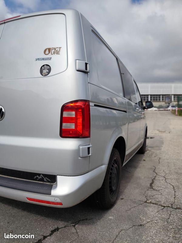 VOLKSWAGEN TRANSPORTER VU FOURGON T6 2.0 TDI 150Ch L2H1 CONFORT DSG BVA (image 14)