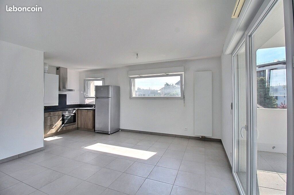 Appartement 3 pièces 66 m² · à Thonon-les-Bains · 66 m² · 260 000 €