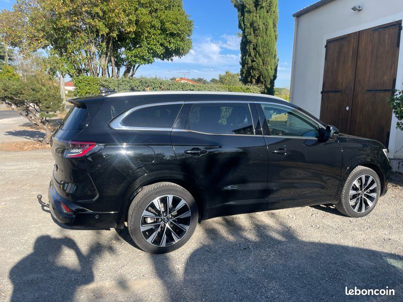 Renault Espace VI E-Tech hybrid 200 Techno 7 places (image 3)