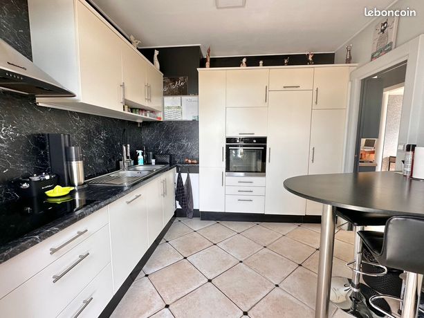 Maison 10 pièces 266 m² — 7