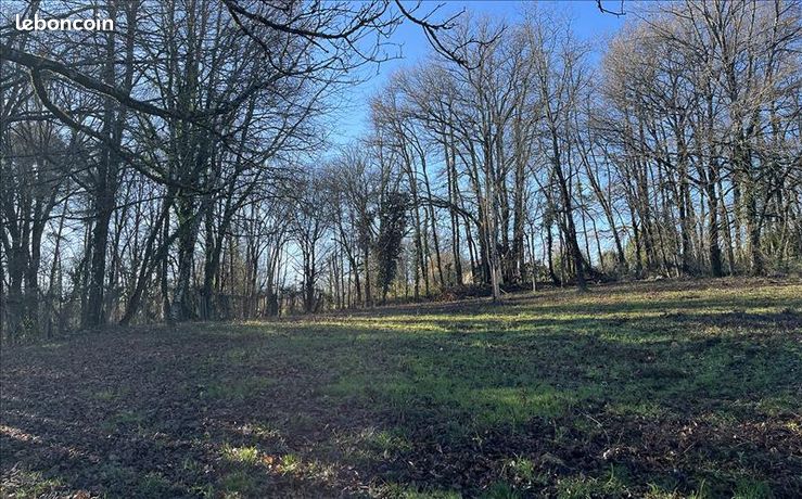 Terrain 2 528 m² Saint Front La Riviere