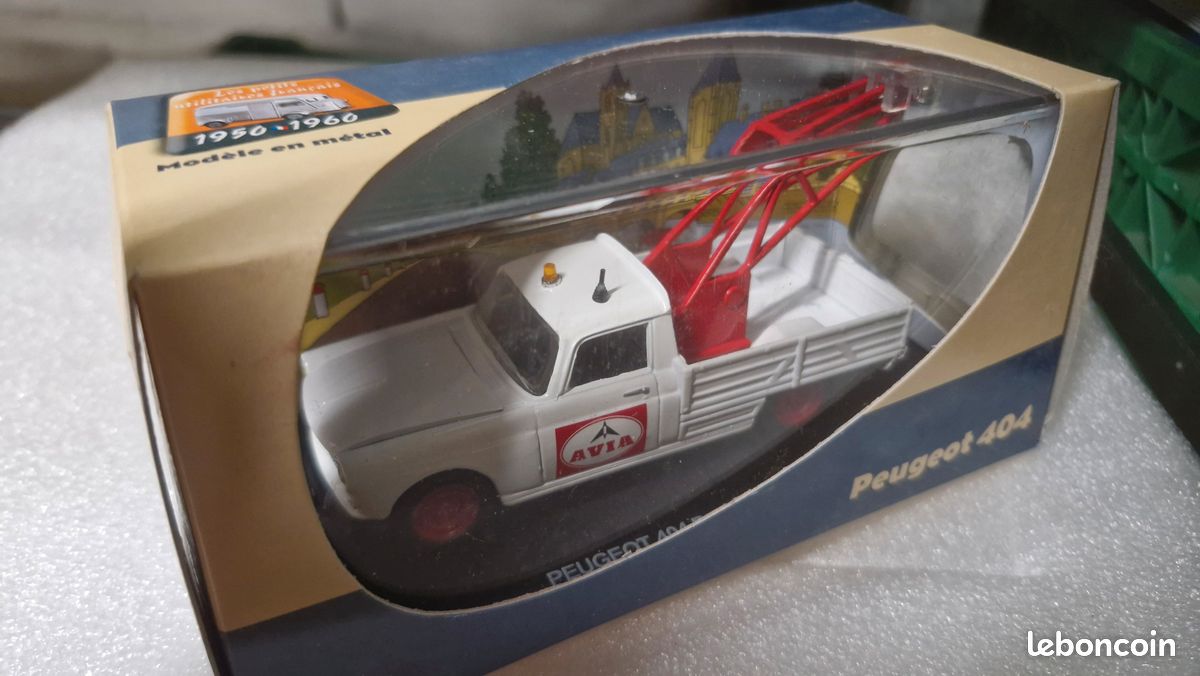 Miniature Eligor 1/43 – Peugeot 201 Roadster Blanche – Modifiée SB – Occasion (sans Boîte)