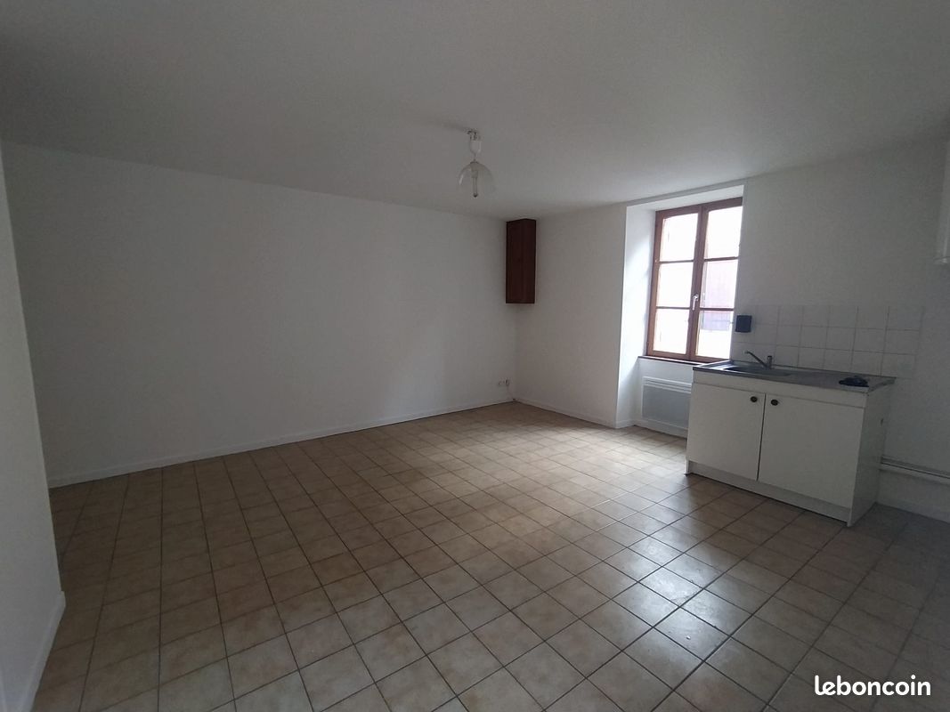 Appartement 2 pièces 41 m² · à Clamecy · 41 m² · 350 €/mois