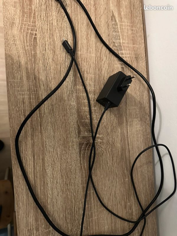Switch (image 2)