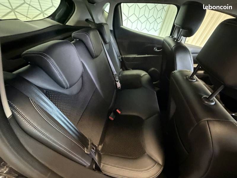 Renault Clio TCe 120 Energy EDC Intens (image 18)