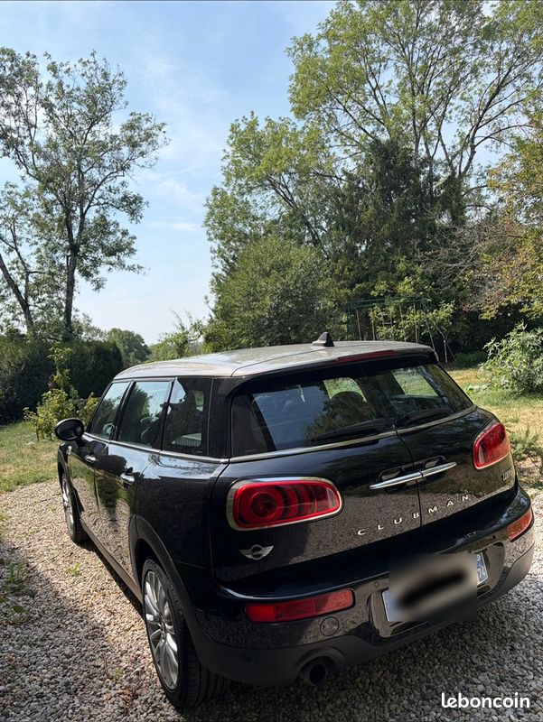 MINI Clubman Cooper Hyde Park 136 ch BVA – Toit panoramique (image 2)