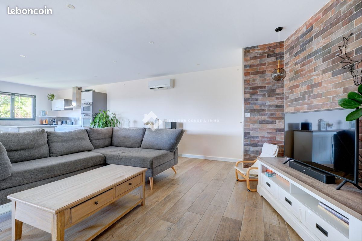 Maison 5 pièces 176 m² · à Toussieu · 176 m² · 535 000 €