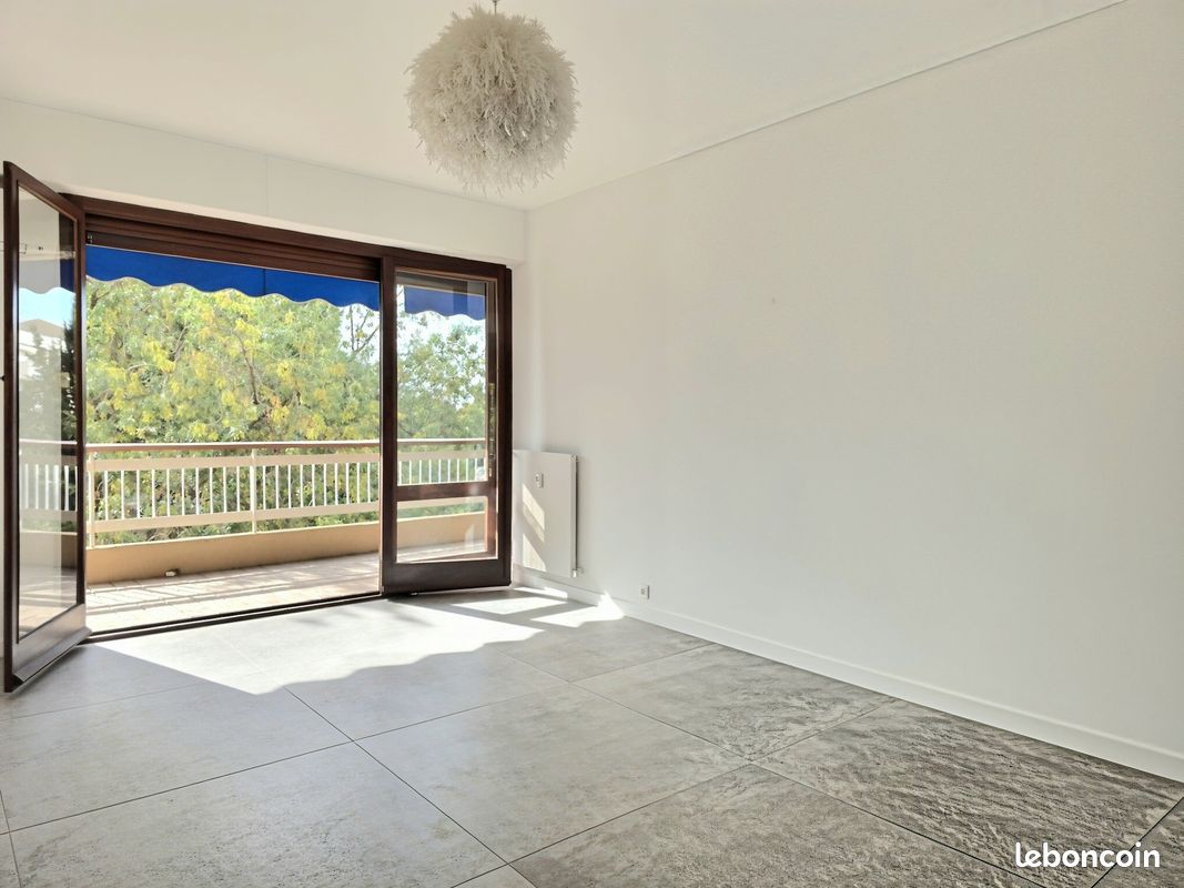 Appartement 2 pièces 51 m² · à Hyères · 51 m² · 225 000 €